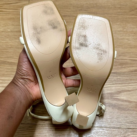 ZARA Beige Sandals - Picture 6 of 11